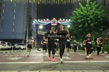 Runner Photo 4222435