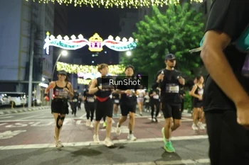 Runner Photo 4222468