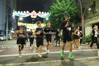 Runner Photo 4222477