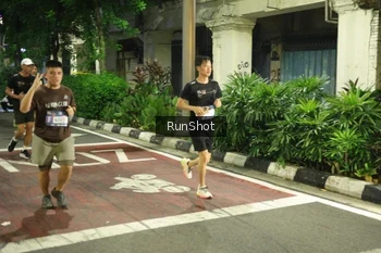 Runner Photo 4222479