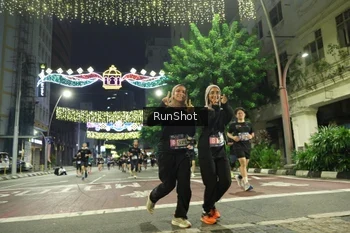 Runner Photo 4222600
