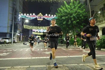 Runner Photo 4222675