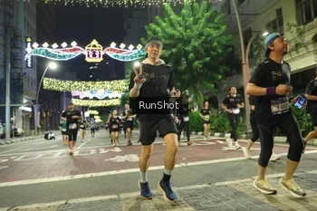 Runner Photo 4222683