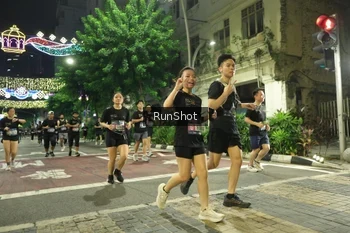 Runner Photo 4222735
