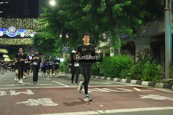 Runner Photo 4222992