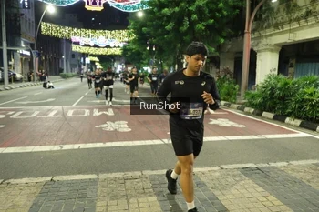 Runner Photo 4223189