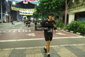 Runner Photo 4223194