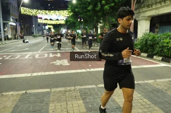 Runner Photo 4223195