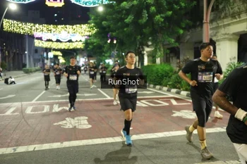 Runner Photo 4223254