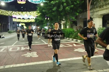 Runner Photo 4223261
