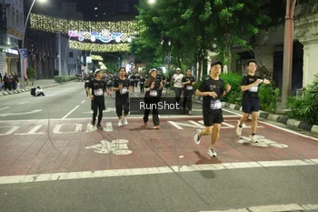 Runner Photo 4223323
