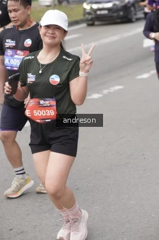 Runner Photo 4223324
