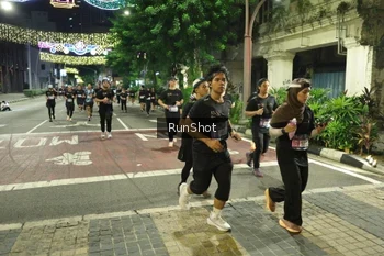 Runner Photo 4223395