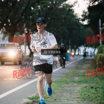 Runner Photo 422350