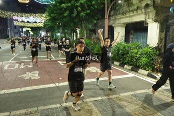 Runner Photo 4223549
