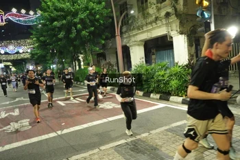 Runner Photo 4223567