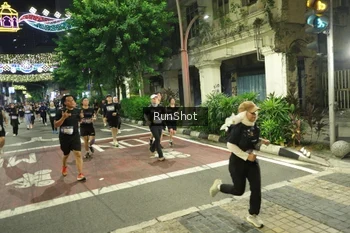 Runner Photo 4223580