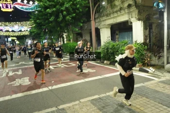 Runner Photo 4223586