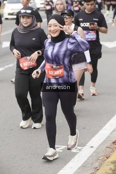Runner Photo 4223641