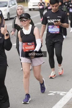 Runner Photo 4223677