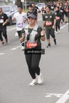 Runner Photo 4223778