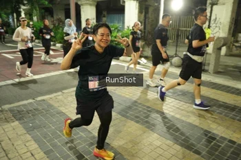 Runner Photo 4223813
