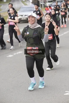 Runner Photo 4223847