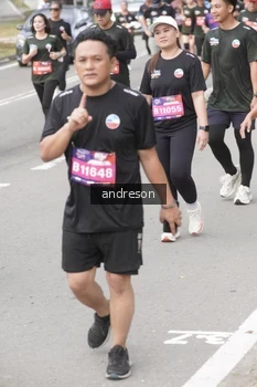 Runner Photo 4223891