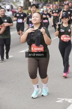 Runner Photo 4224008