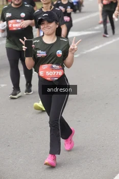 Runner Photo 4224050