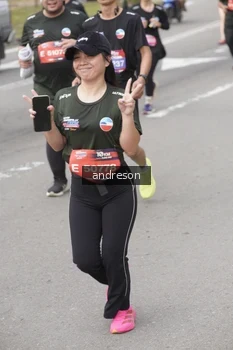 Runner Photo 4224059
