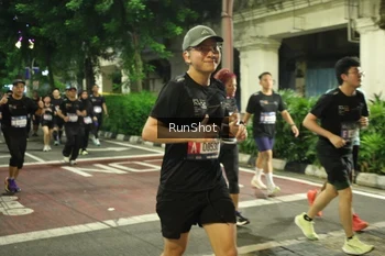 Runner Photo 4224125