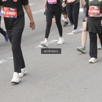 Runner Photo 4224189