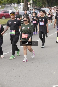 Runner Photo 4224241
