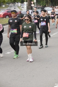 Runner Photo 4224249