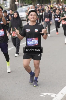 Runner Photo 4224327