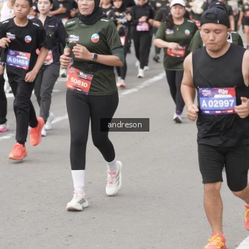 Runner Photo 4224329