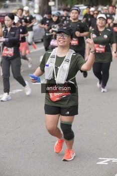 Runner Photo 4224333
