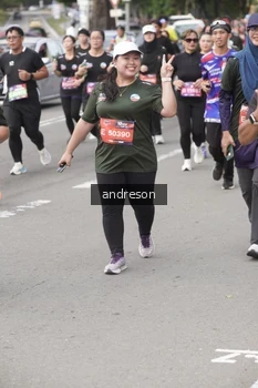 Runner Photo 4224336