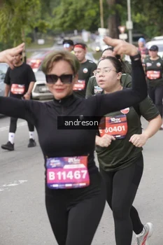 Runner Photo 4224346