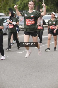 Runner Photo 4224349