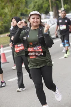 Runner Photo 4224378