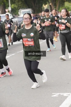 Runner Photo 4224388