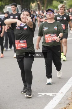 Runner Photo 4224398