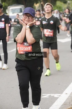 Runner Photo 4224402