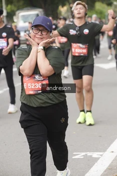 Runner Photo 4224403