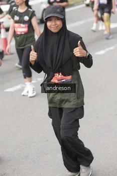 Runner Photo 4224410