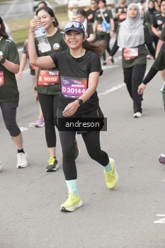 Runner Photo 4224415
