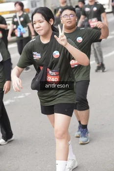 Runner Photo 4224423
