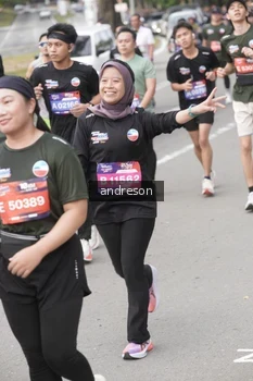 Runner Photo 4224427